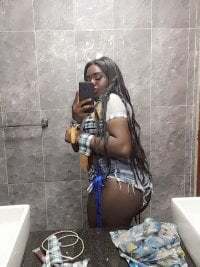 TheperfectblackTS avatar