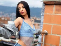 TiniLoveXXX avatar