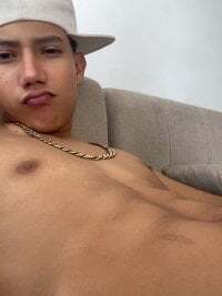 Toy_boy777 avatar