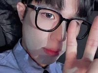Uzii_310 avatar