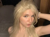 VikkiiSecret avatar