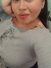 Violett_Petite avatar