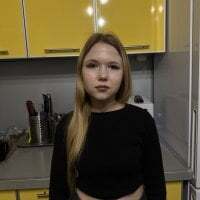 VivieSunn avatar