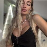 Yourhotqueeen avatar