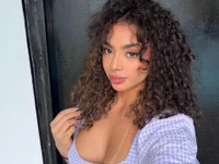 curlysofi avatar