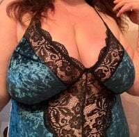 curvy-milf-abbie avatar