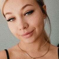 holly_xglam avatar