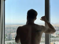 hot_eyess avatar