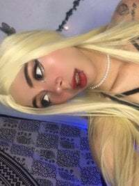 little-Dolll avatar