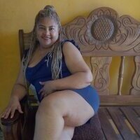 mature_beautiful avatar