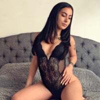 miadaniells_hot avatar
