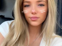 petiteprincessUK avatar