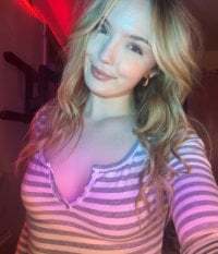 sabrinasss_ avatar