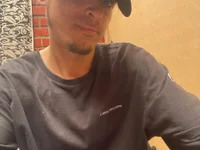 sexyblueeyesboy avatar