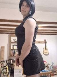 sissylea avatar