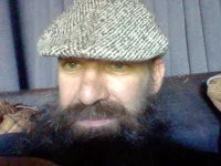 sit-on-my-beard avatar
