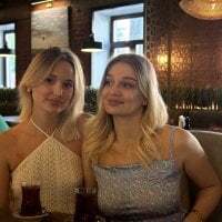 twoflowersshy avatar