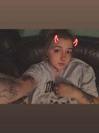 vanessraine avatar