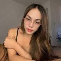 xCarolineSilva avatar