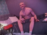 your-new-hoT-uncle avatar