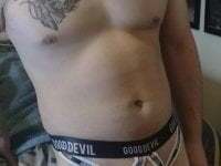 yungnhungfullofcum avatar