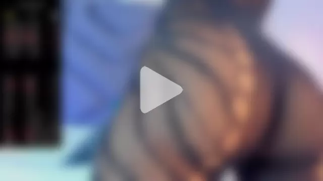 AilishBenson photo 24