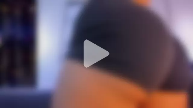 AilishBenson photo 1