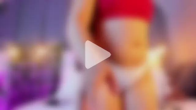 AnaisClark photo 18