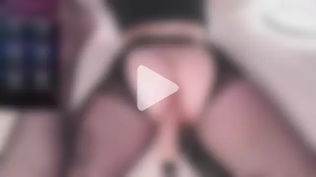 AngelinaRogs photo 14