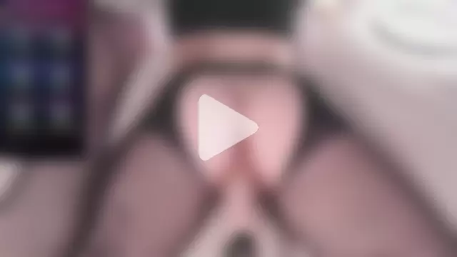 AngelinaRogs photo 1