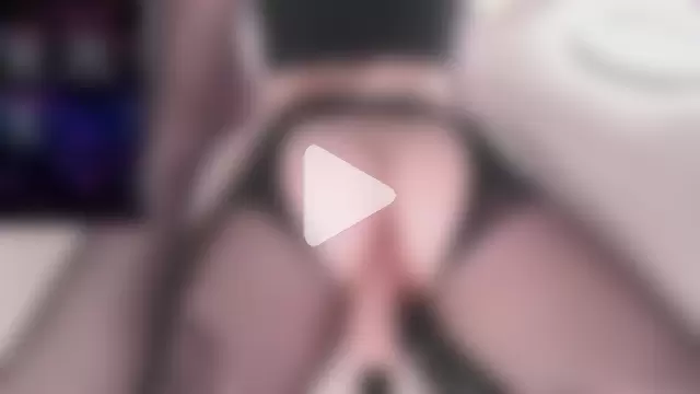 AngelinaRogs photo 15