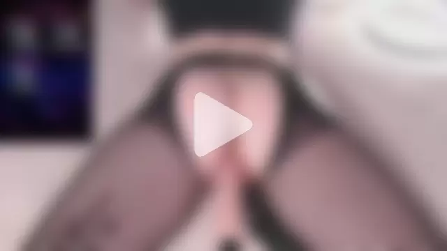 AngelinaRogs photo 7