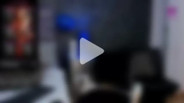 Bella_Evans_ photo 1