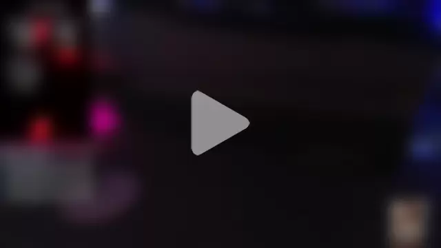 Blondiewithanass photo 2