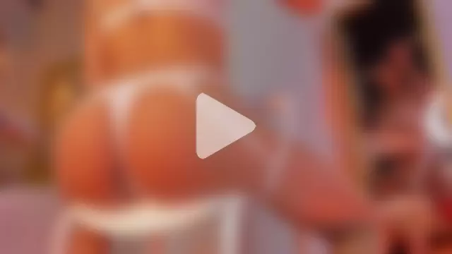 BritannyClaire photo 10