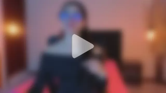 ChloeTurner_ photo 7