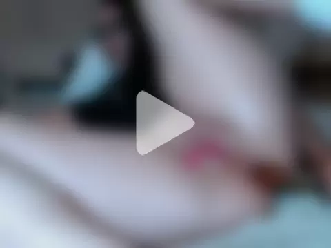 CreamyWetGirl photo 2