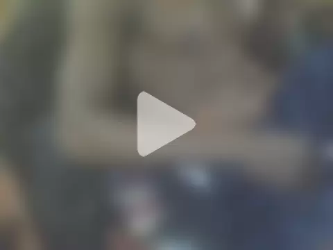 De_maskedcouple photo 23