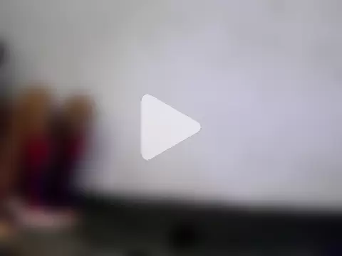 De_maskedcouple photo 12