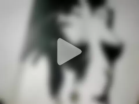 De_maskedcouple photo 9