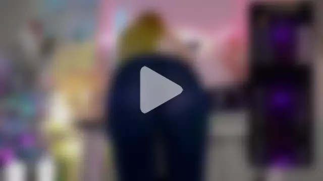 Elena-Marilyn photo 25