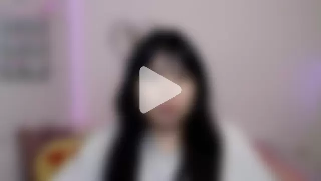 EllieMoonX photo 11