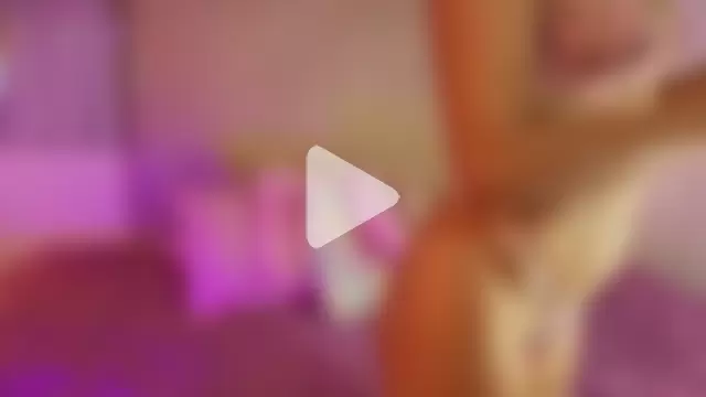 EmilyEvans7 photo 24