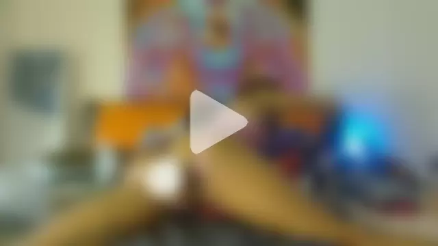 EnticingAaliyah photo 1