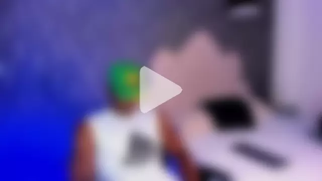 EthanTravis_ photo 7