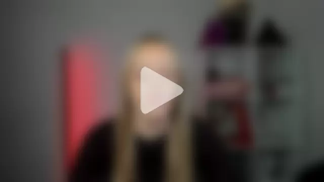 EvelynBlond photo 16