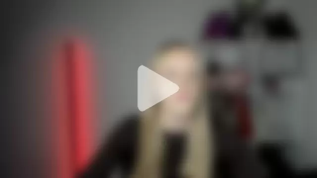 EvelynBlond photo 4
