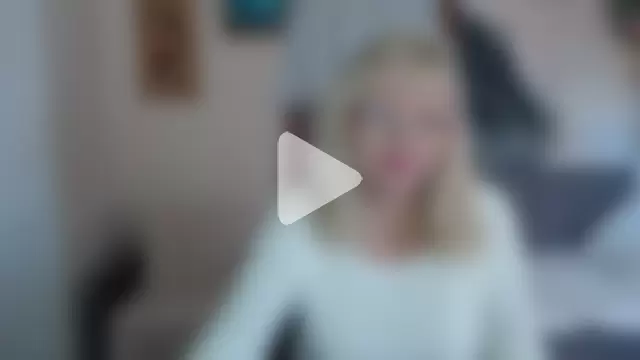 EvelynLoveShy photo 10