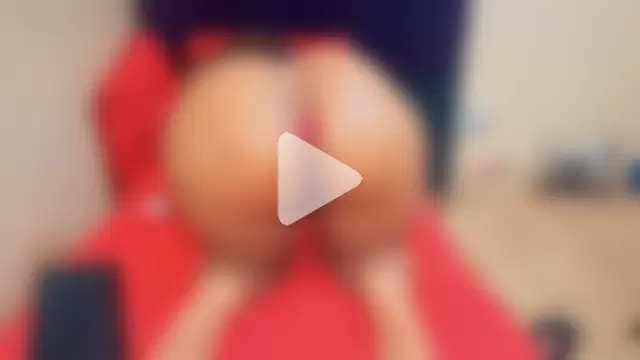 GiantBootyMilf photo 6