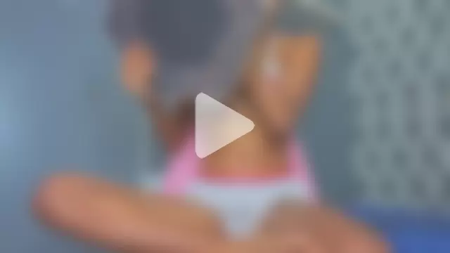 Hilary-banks photo 14